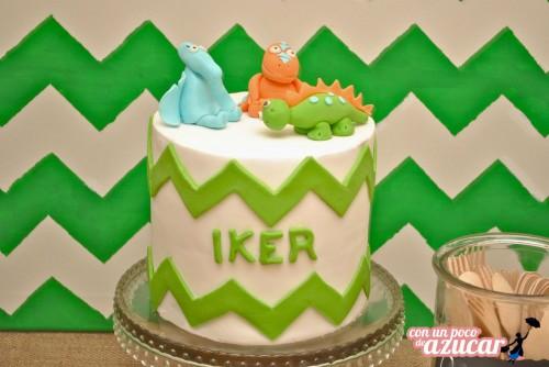 tarta Dinofiesta! El 3er cumpleaños de Iker