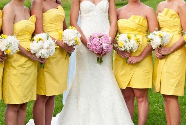 MODA+BODA: ¿Te atreves con un vestido amarillo para ir de boda? MODA+BODA: ¿Te atreves con un vestido amarillo para ir de boda?