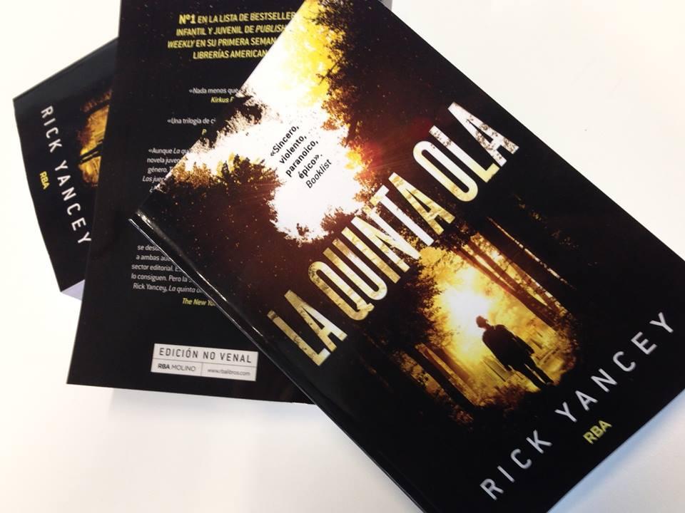 Reseña de Literatura | La quinta ola, de Rick Yancey. ¿En quién confiarás cuando ellos lleguen? photo 971464_590464247651931_1899796309_n.jpg