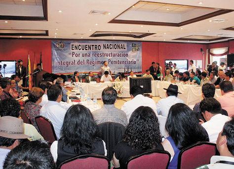 Proponen indulto y amnistía ante la crisis en las cárceles de Bolivia Proponen indulto y amnistía ante la crisis en las cárceles de Bolivia