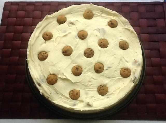TARTA DE CHOCOLATE BLANCO CON CHIPS AHOY TARTA DE CHOCOLATE BLANCO CON CHIPS AHOY