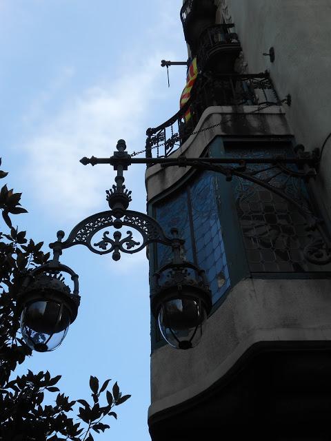 BARCELONA...GRÀCIA, IMÁGENES QUE VALEN MÁS QUE MIL PALABRAS...7-09-2013... BARCELONA...GRÀCIA, IMÁGENES QUE VALEN MÁS QUE MIL PALABRAS...7-09-2013...
