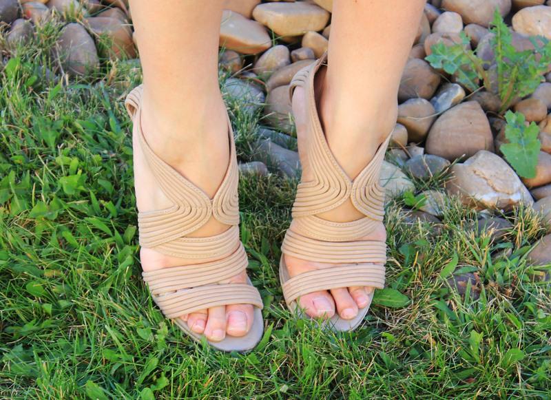 max azria sandals max azria sandals