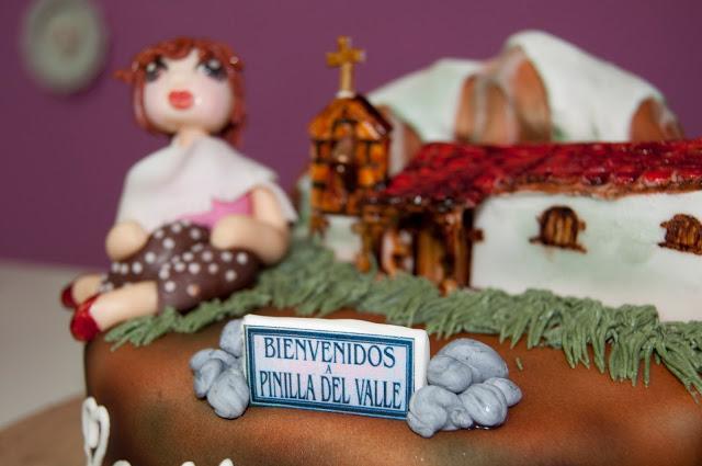TARTA DECORADA ERMITA DE PINILLA DEL VALLE TARTA DECORADA ERMITA DE PINILLA DEL VALLE