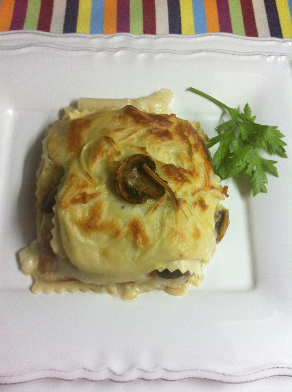 Minilasañas De Bacon, Queso Y Champiñones Minilasañas De Bacon, Queso Y Champiñones