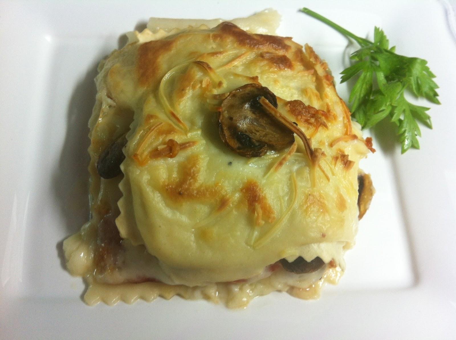 Minilasañas De Bacon, Queso Y Champiñones Minilasañas De Bacon, Queso Y Champiñones