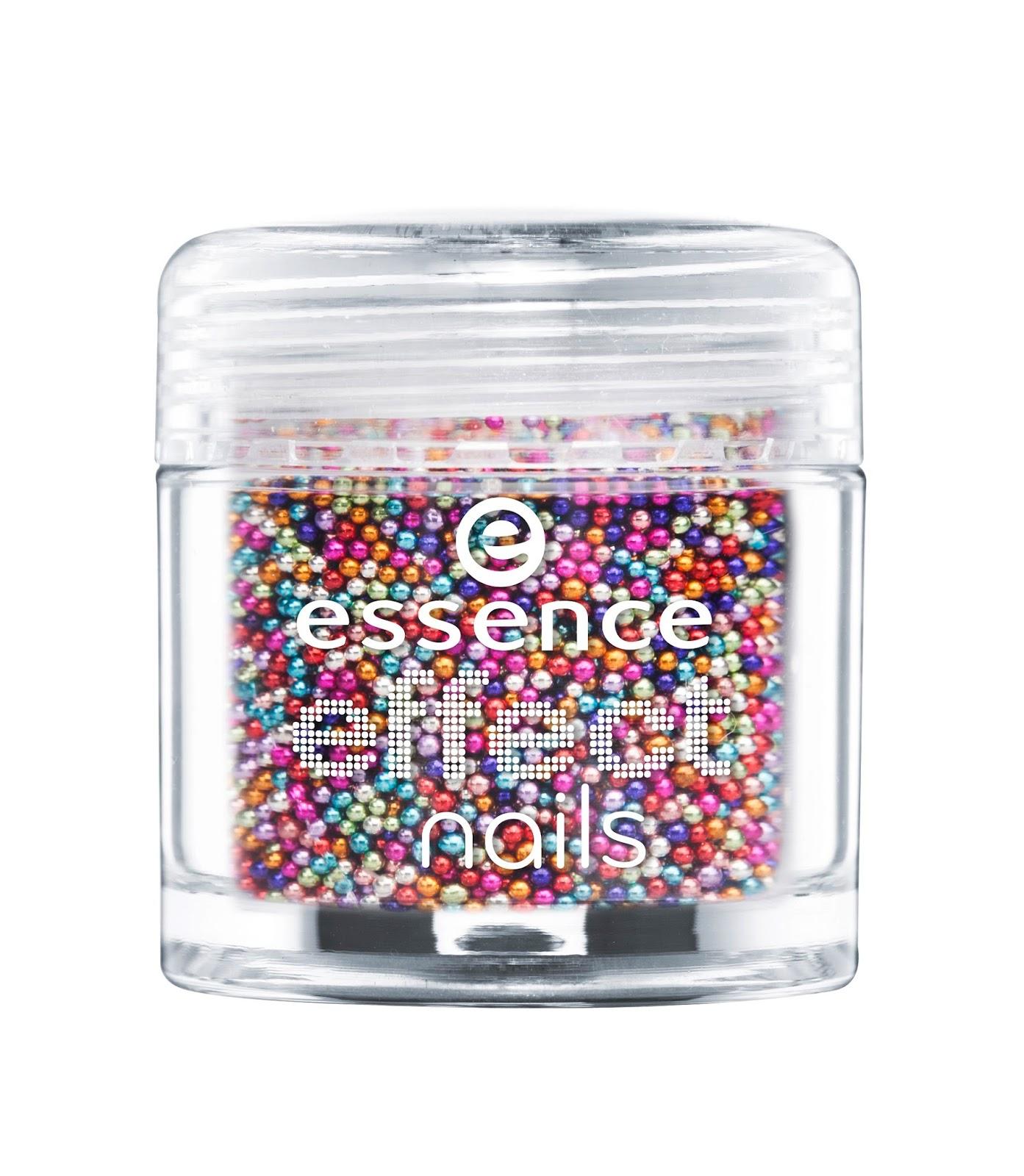 Lo último para las uñas de la mano de Essence Lo último para las uñas de la mano de Essence