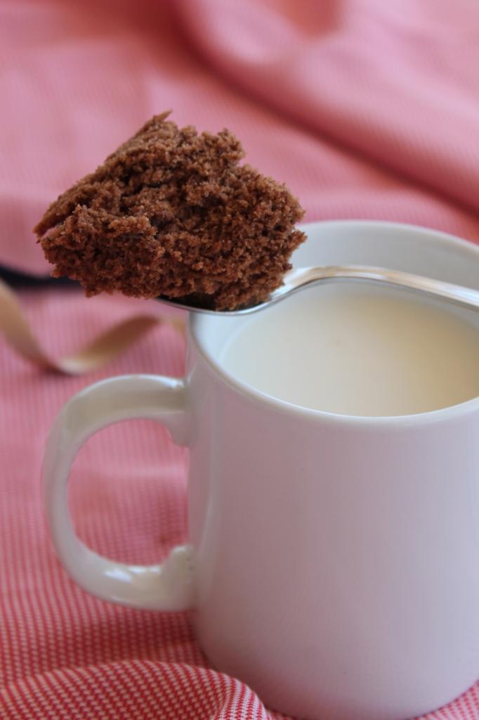 Bizcocho de chocolate en 4 minutos. Paso a paso. photo IMG_0048_zpsa33b2d51.jpg