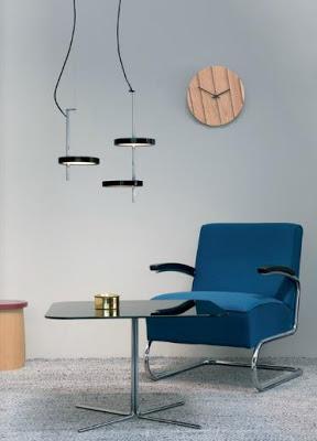 NENUFAR: Una lámpara flotante NENUFAR: Una lámpara flotante