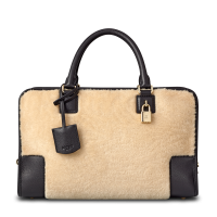 Capsule Monochrome Loewe Capsule Monochrome Loewe
