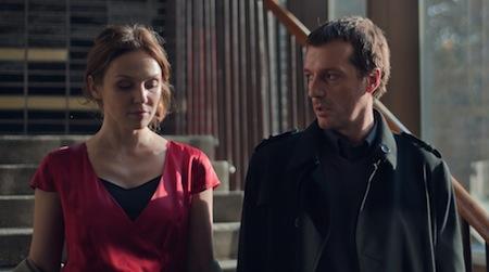 “Betrayal (Traición)”: Aprendiendo a fumar “Betrayal (Traición)”: Aprendiendo a fumar