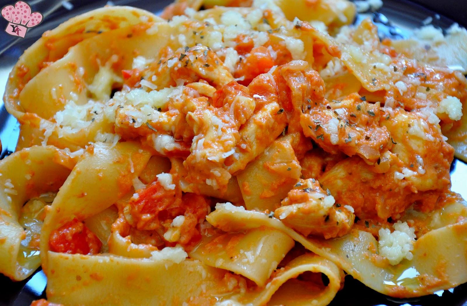 Pappardelle con Pollo a la Capresse Pappardelle con Pollo a la Capresse