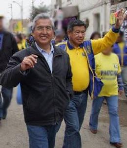 NO LE INTERESA POSTULAR A LA PRESIDENCIA DEL GORE LIMA CON LA FAMILIA… NO LE INTERESA POSTULAR A LA PRESIDENCIA DEL GORE LIMA CON LA FAMILIA…