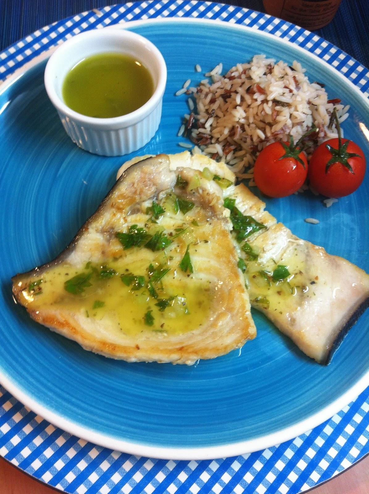 Emperador A La Plancha Con Salmorillo Silciliano Emperador A La Plancha Con Salmorillo Silciliano