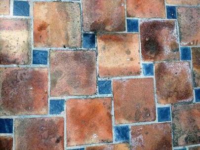 Azulejos pitagóricos en Daimalos Suelo Alminar Daimalos