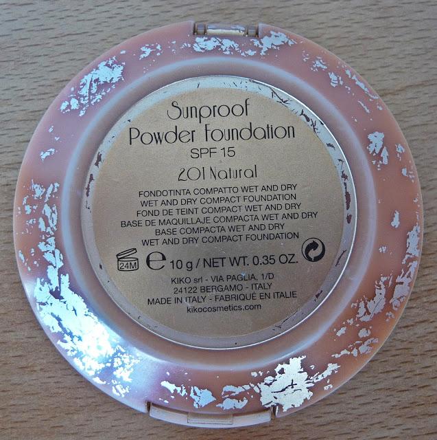 Kit contra el bigote mojado = blanco: Brocha Eco Tools y polvos Kiko Kit contra el bigote mojado = blanco: Brocha Eco Tools y polvos Kiko