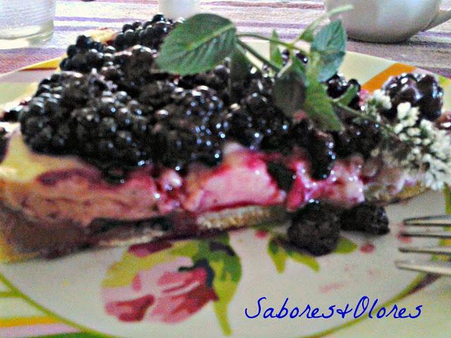 TARTA DE CREMA DE NARANJA CON MORAS ......