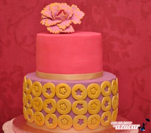 tarta violeta La tarta con peonia para Violeta