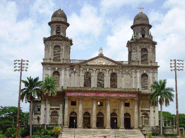 Catedral Metropolitana de Santiago- Managua, Nicaragua + Ganadora de cumpleblog