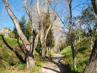 De Santa Coloma de Gramenet a Montcada i Reixac por la font de l'Amigó De Santa Coloma de Gramenet a Montcada i Reixac por la font de l'Amigó