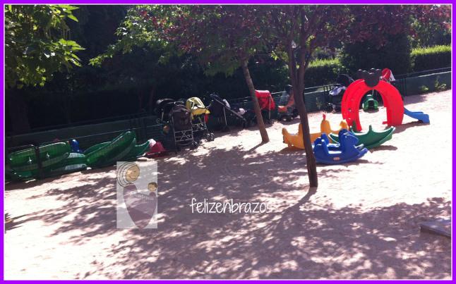 Portabebés ergonómicos versus carritos en la escuela infantil Carritos en la escuela2