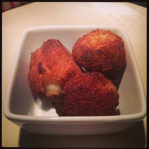 CROQUETAS DE QUESO AZUL (sencillas y deliciosas) Foto 10-09-13 23 08 59
