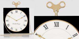 Consigue el original bolso reloj que lleva Diane Kruger