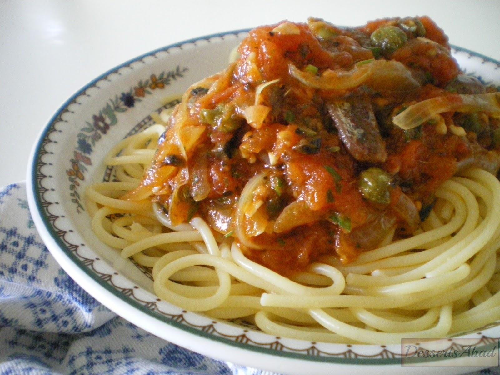 Spaguettis a la puttanesca Spaguettis a la puttanesca