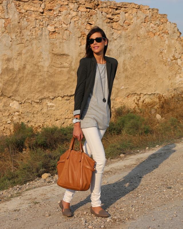 Blanco + Gris + Camel Image Hosted by ImageShack.us