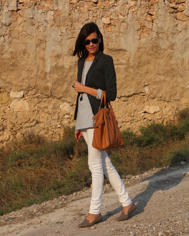 Blanco + Gris + Camel Image Hosted by ImageShack.us