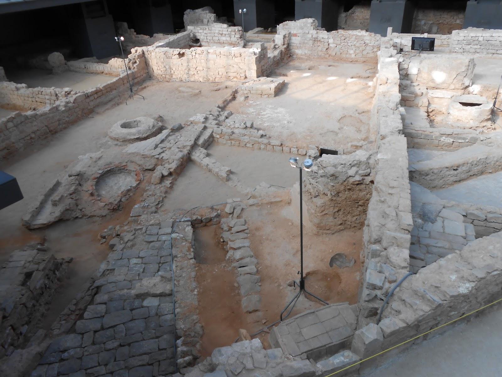 BARCELONA...EL BORN, UNA TARDE CULTURAL...18-09-2013...1ª, PARTE... BARCELONA...EL BORN, UNA TARDE CULTURAL...18-09-2013...1ª, PARTE...