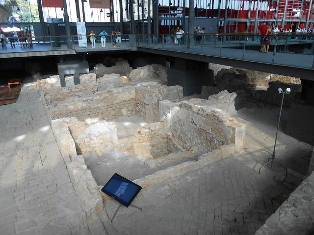 BARCELONA...EL BORN, UNA TARDE CULTURAL...18-09-2013...1ª, PARTE... BARCELONA...EL BORN, UNA TARDE CULTURAL...18-09-2013...1ª, PARTE...