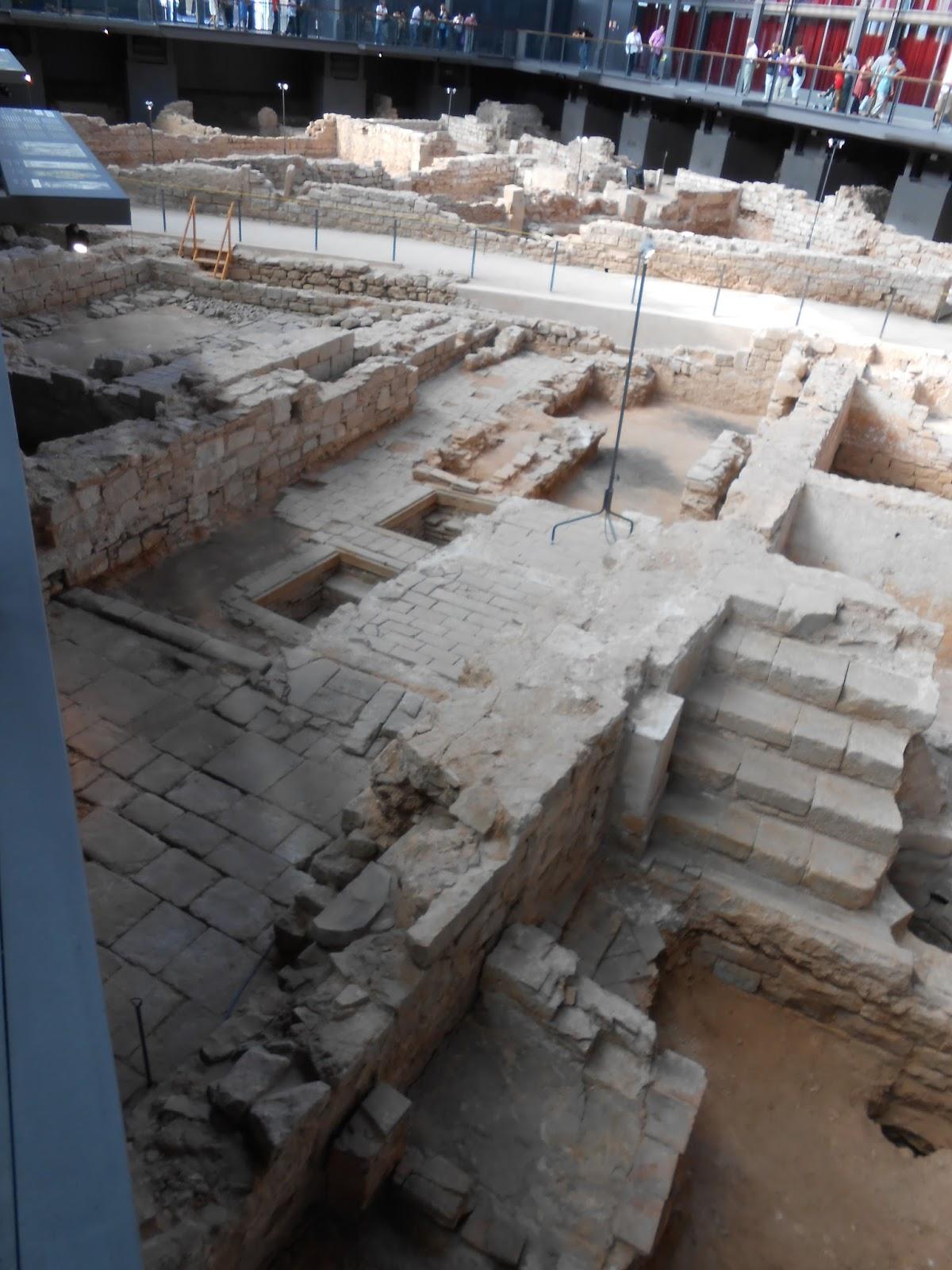 BARCELONA...EL BORN, UNA TARDE CULTURAL...18-09-2013...1ª, PARTE... BARCELONA...EL BORN, UNA TARDE CULTURAL...18-09-2013...1ª, PARTE...