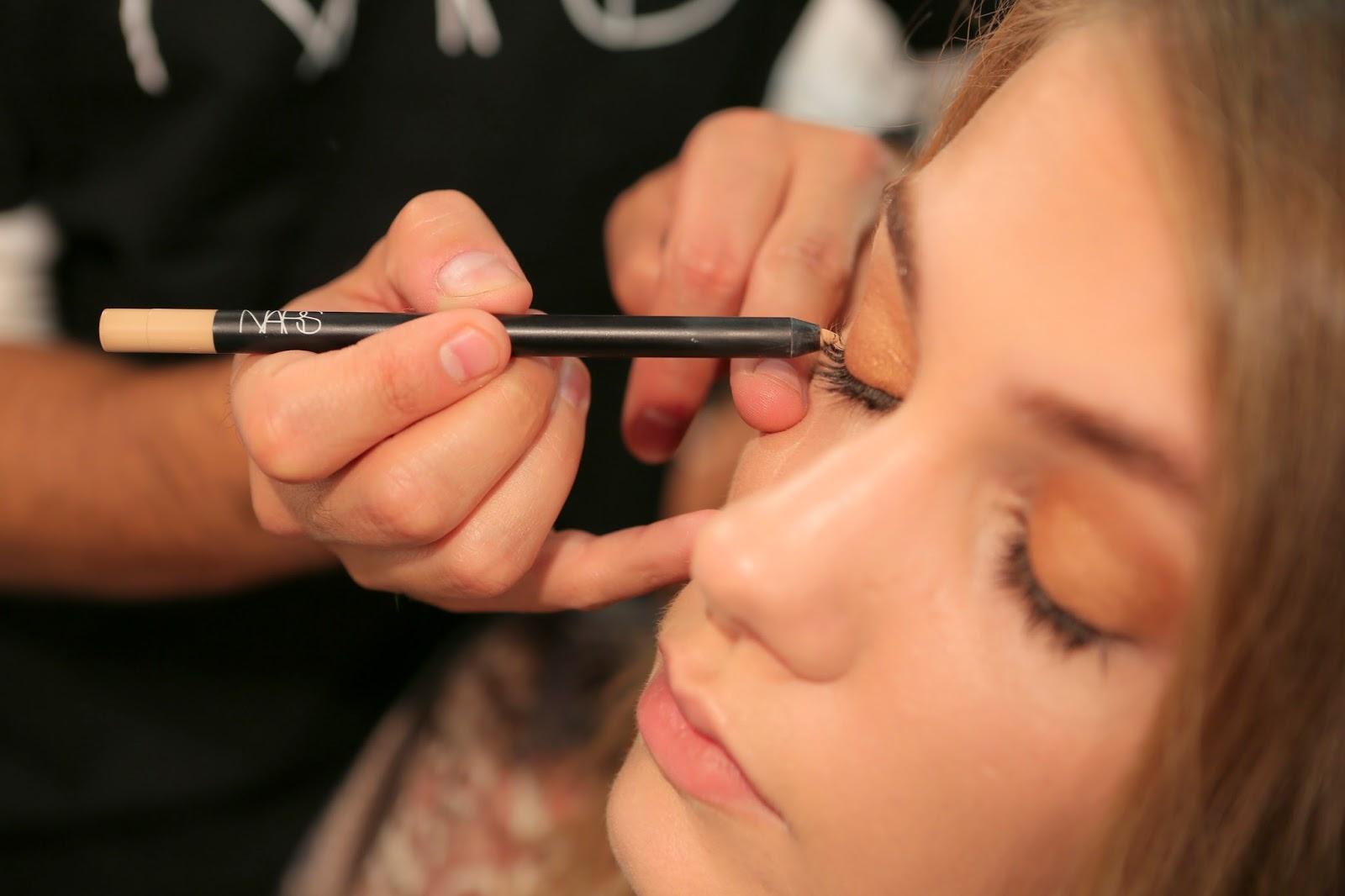 DESFILE DE ALVARNO PRIMAVERA-VERANO 2014 DESFILE DE ALVARNO PRIMAVERA-VERANO 2014