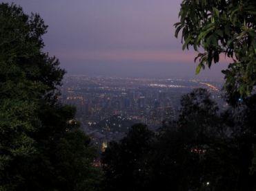 Mochileando por Chile. Día 4: Los Cerros de Santiago y Barrio París-Londres