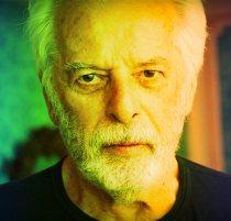 Escrito en las cartas Alejandro Jodorowsky2 300x287 Escrito en las cartas