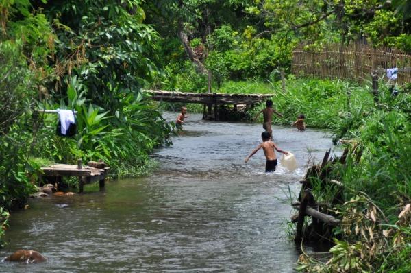 DSC_0107 Viendo la vida pasar desde Hsipaw