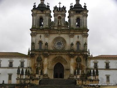 PORTUGAL: ESCAPADA A COIMBRA Y ALCOBAÇA PORTUGAL: ESCAPADA A COIMBRA Y ALCOBAÇA