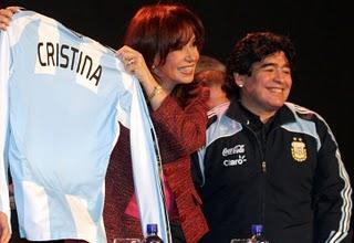 La salida de Maradona de la Selección: el papelón final