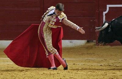 Domingo sin fútbol y sin toros