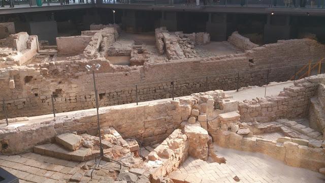 BARCELONA...EL BORN, UNA TARDE CULTURAL...23-09-2013...2ª , PARTE... BARCELONA...EL BORN, UNA TARDE CULTURAL...23-09-2013...2ª , PARTE...