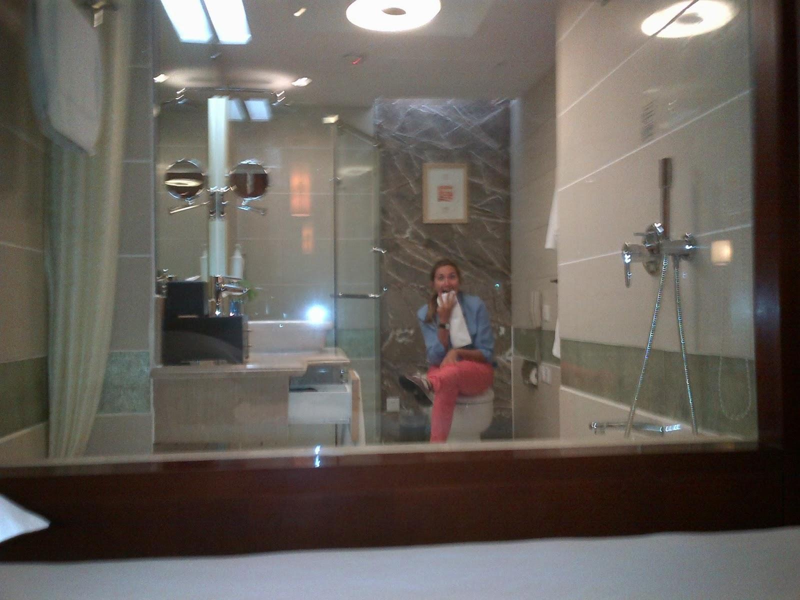 SPAIN IS DIFFERENT.....Y EL RESTO TAMBIÉN SPAIN IS DIFFERENT.....Y EL RESTO TAMBIÉN