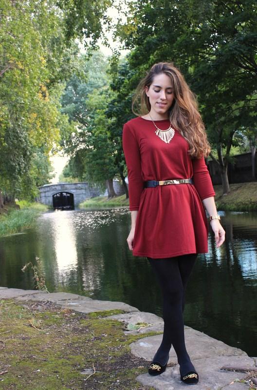 Burgundy dress and metallic belt Image Hosted by ImageShack.us