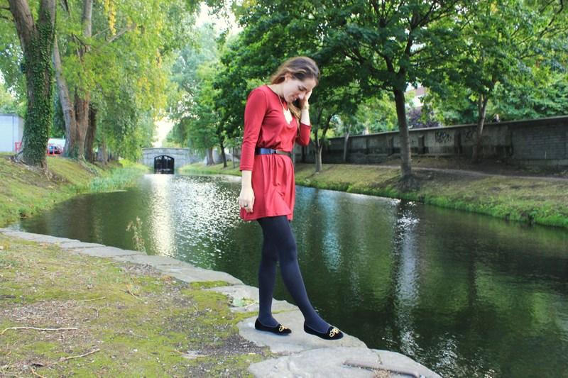 Burgundy dress and metallic belt Image Hosted by ImageShack.us