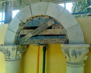 MONTAJE DE ARCO ROMÁNICO MONTAJE DE ARCO ROMÁNICO