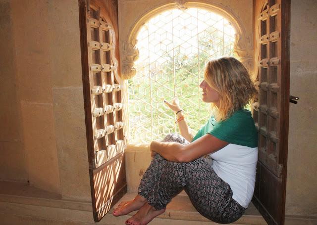 Pantalón estilo pijama en India Pantalón estilo pijama en India