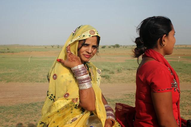 Pantalón estilo pijama en India Pantalón estilo pijama en India