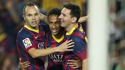 Neymar se estrena en Liga con un gol de patio de colegio Neymar se estrena en Liga con un gol de patio de colegio