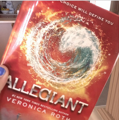 Harper Collins y Veronica responden al incidente con los libros enviados Harper Collins y Veronica responden al incidente con los libros enviados