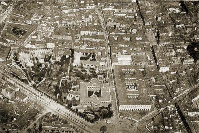 Una “corrala” (desaparecida) en Lavapiés-Embajadores, Madrid EMBAJADORES